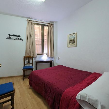Pension Ciudad Navarro Ramos Granada Bagian luar foto