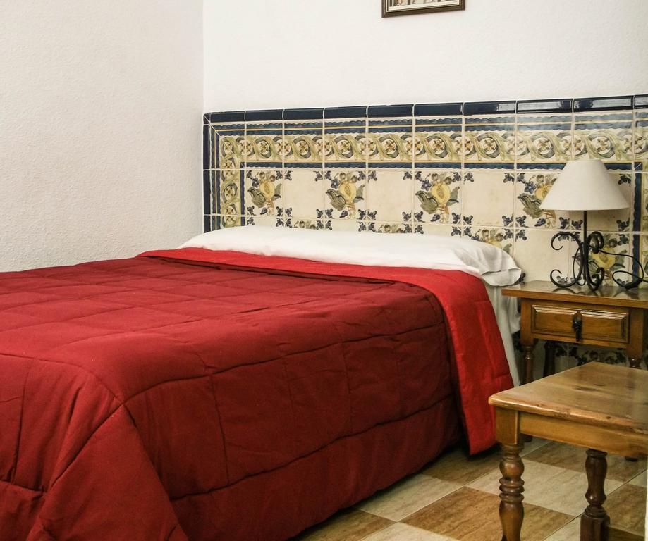 Pension Ciudad Navarro Ramos Granada Ruang foto