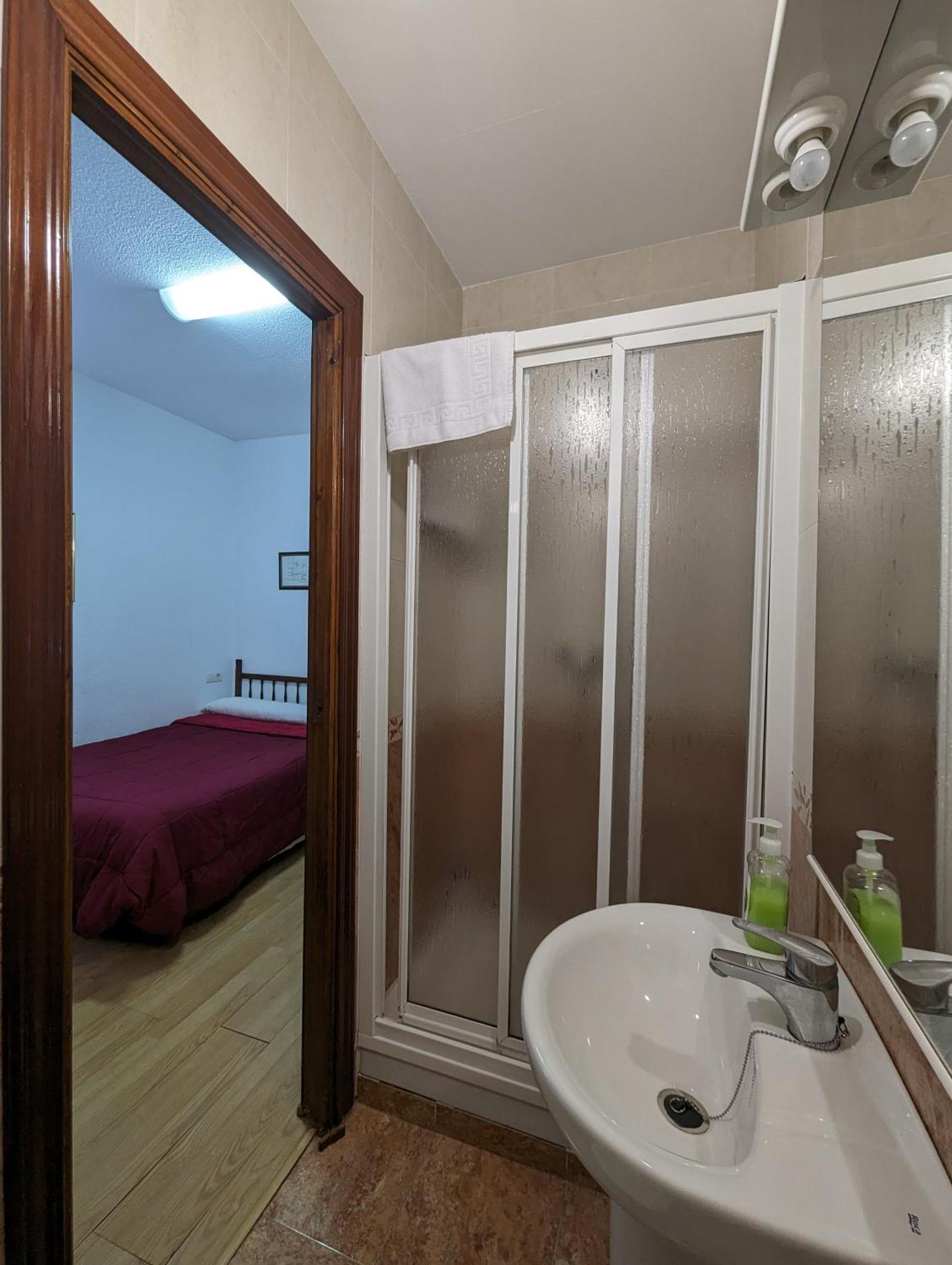 Pension Ciudad Navarro Ramos Granada Bagian luar foto
