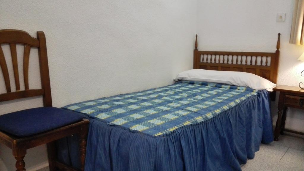 Pension Ciudad Navarro Ramos Granada Bagian luar foto